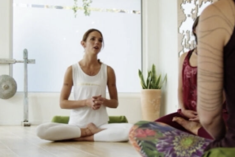 Formation yoga Lola